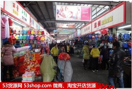 廣州外貿服裝批發商場全指南 地址、交通與拿貨攻略